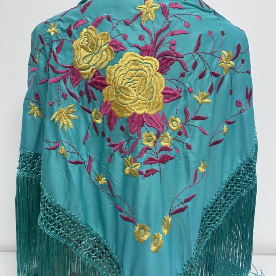Mantón Agua Marina y Flores Doradas Con Rosa  Con Dos Rosas Bordadas.