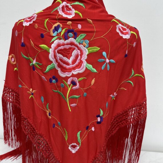 Mantón Rojo Con Flores Colores Y  Una Rosa Bordada.